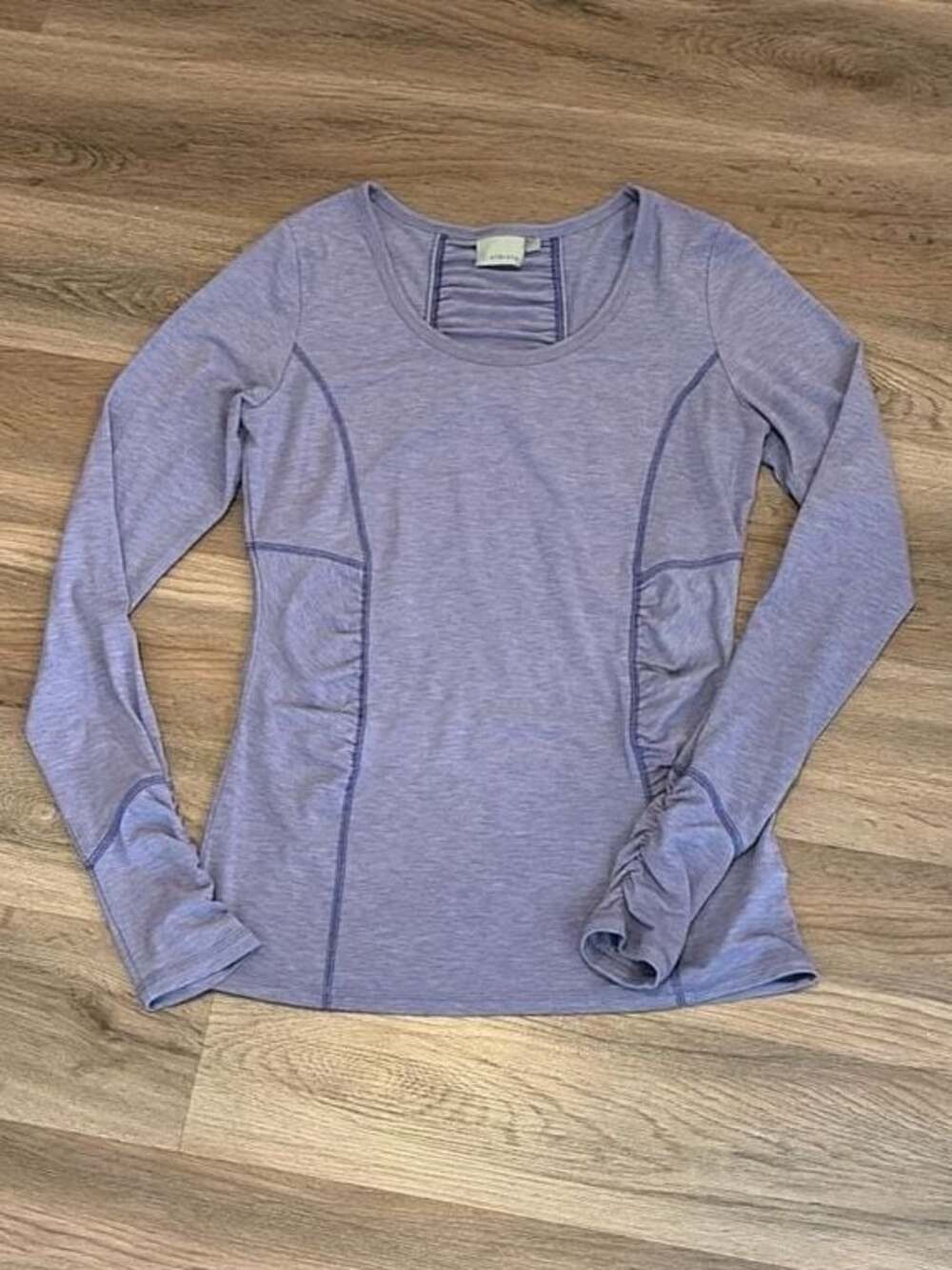 Athleta Lavender Ruched Long Sleeve Workout Top with Thumbholes